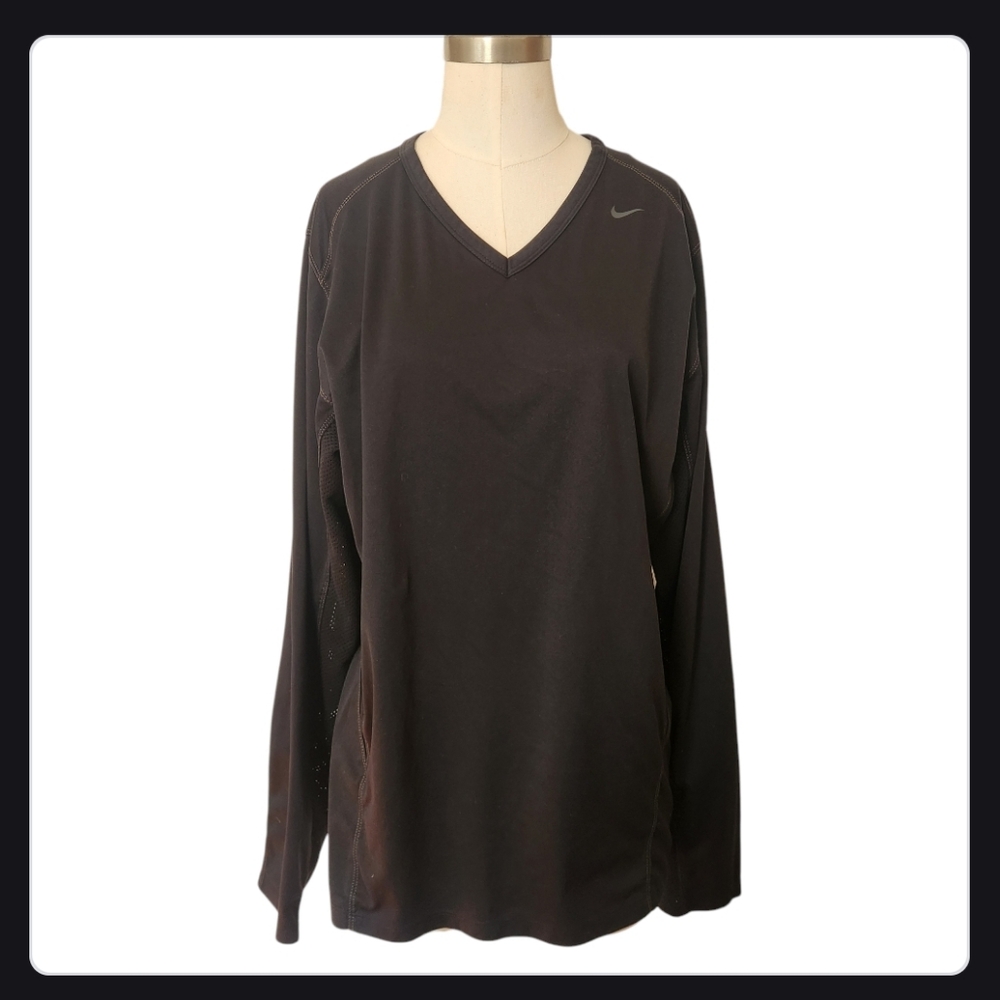 ❤️ NIKE womans active dry fit shirt size L